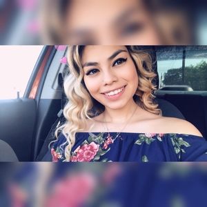 Meet your Posher, Vanessa